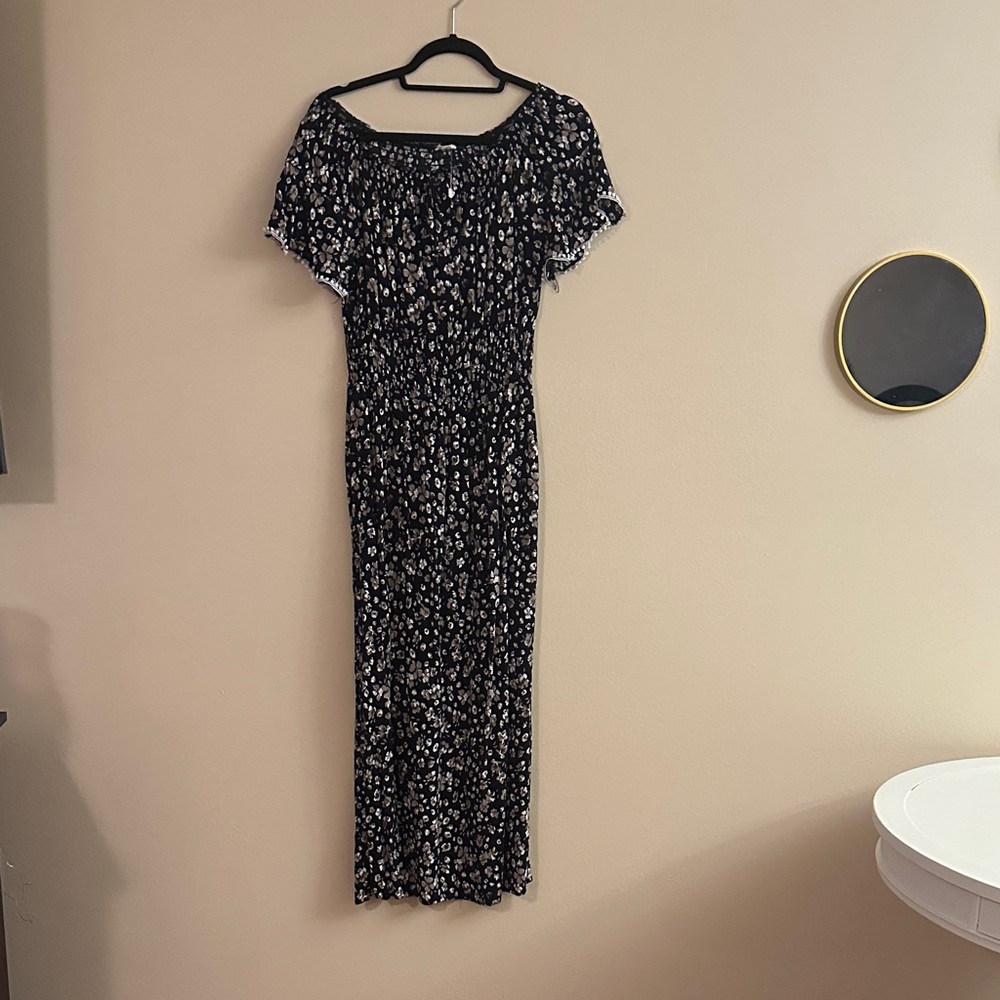 Kindred Black and White Patterned dress